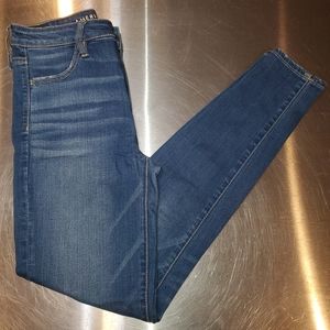 American Eagle Super Hi-Rise Jeggings size 4